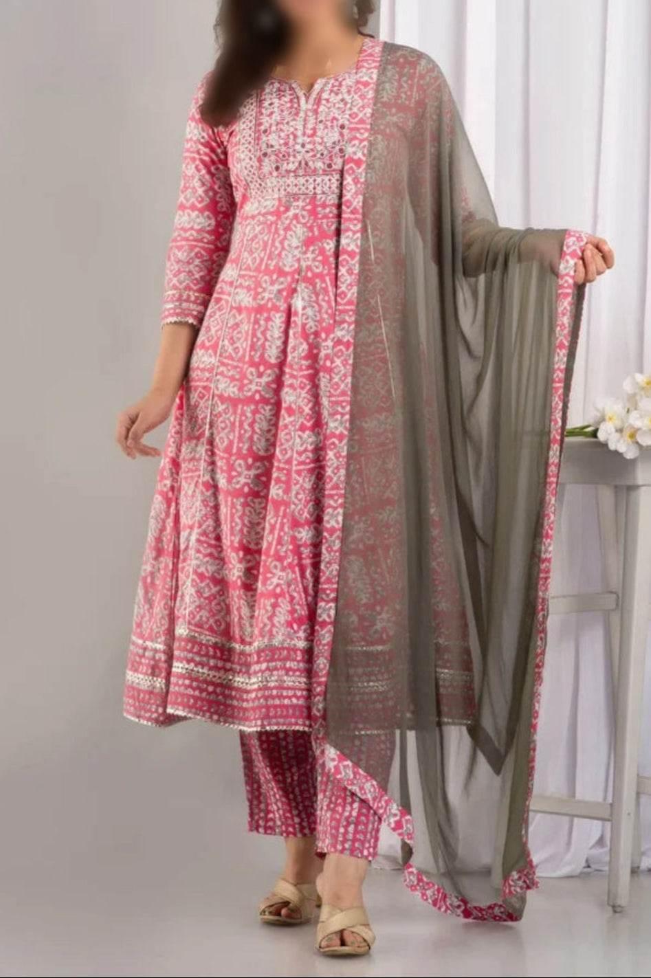 Pinka Kurti set - Norteast.style - 